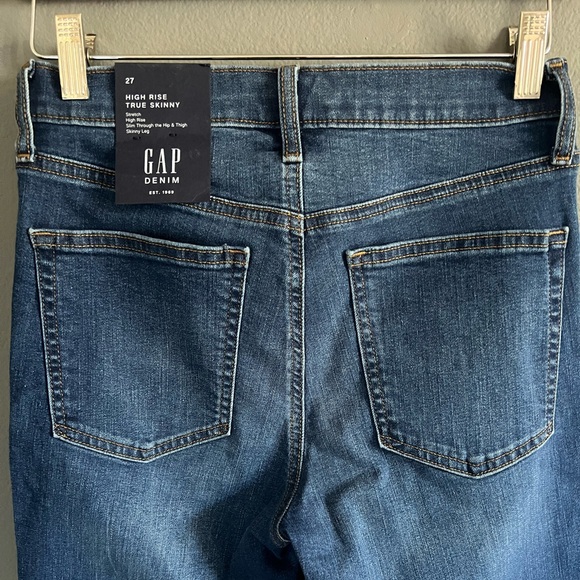 GAP | High Rise True Skinny Jeans in Medium Indigo - Picture 7 of 7